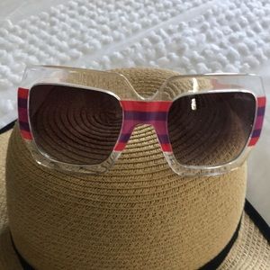 Lilly Pulitzer sunglasses never worn